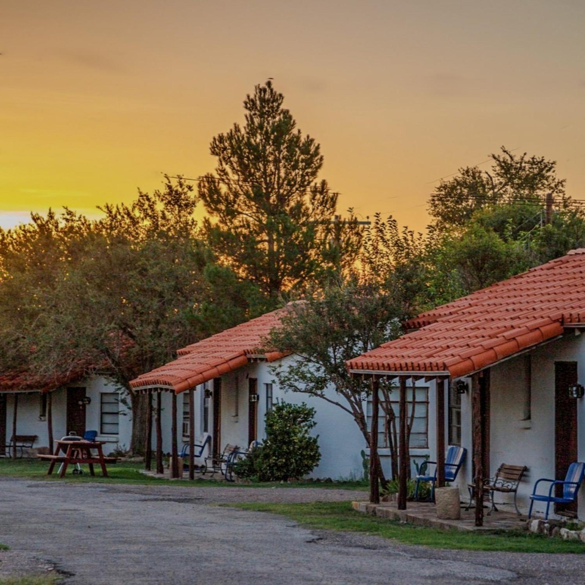 Antelope Lodge Alpine Esterno foto
